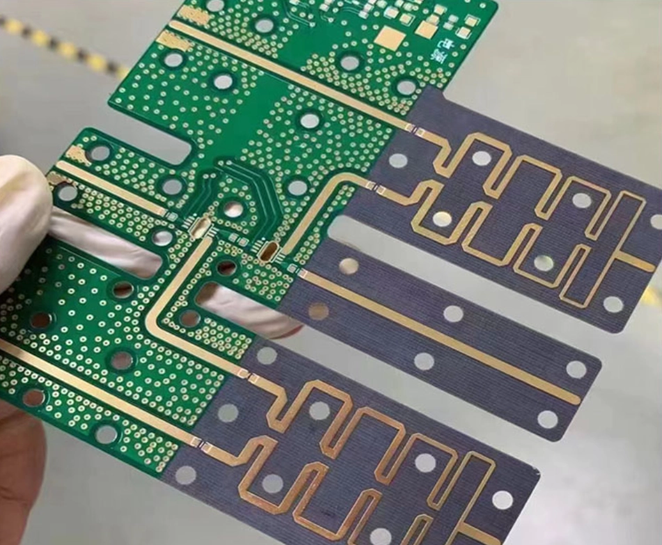 Common Types and Selection of RF PCB Boards
