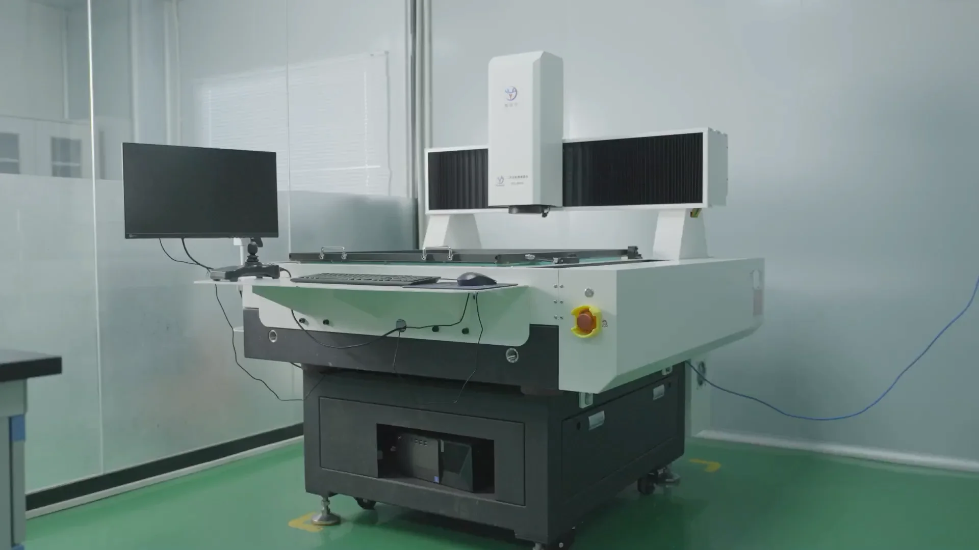 pcb dimensional inspection equipment in the final inspection area PCB dimensional inspection equipment in the final inspection area